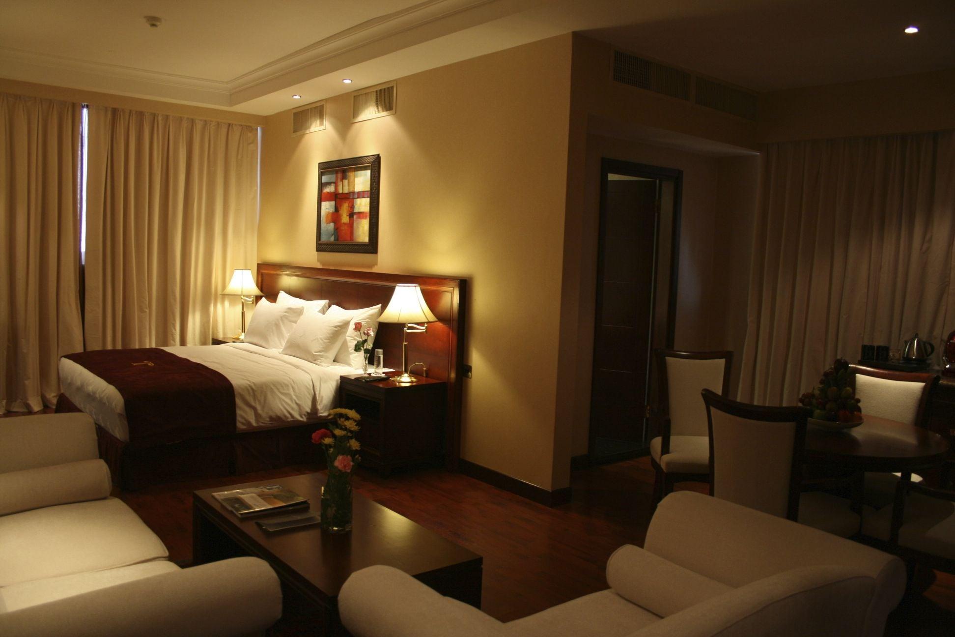 Trianon Royal Hotel Abú Dhabí Exteriér fotografie